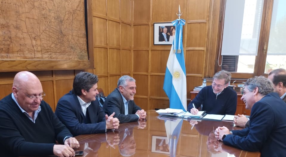 COVIAR se reunió con el secretario de Agricultura, Juan José Bahillo, para avanzar en mejoras competitivas para la vitivinicultura argentina