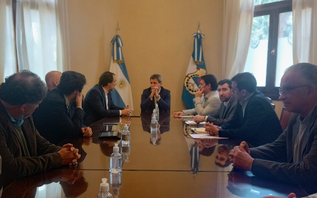 COVIAR le presentó al Gobernador de San Juan una propuesta integral al problema de los accidentes de tránsito en la Argentina