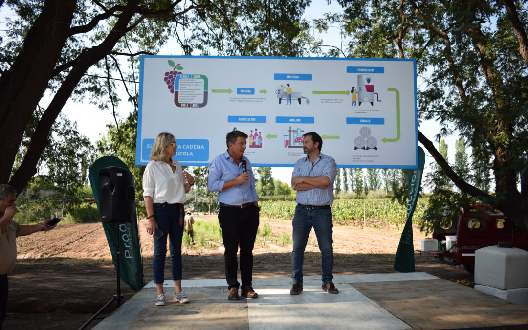 Ante más de 650 productores, COVIAR y el INTA reafirman su compromiso por desarrollar la vitivinicultura