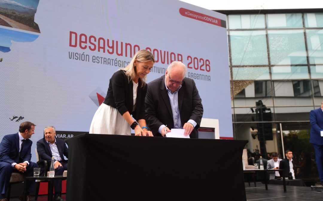 Estos son los convenios que se firmaron durante el #DesayunoCOVIAR 2026
